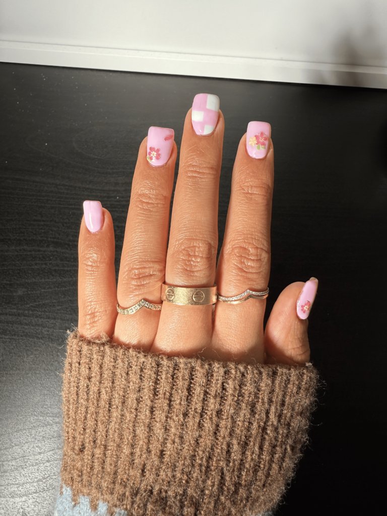 37 Gorgeous Short Spring Nails and Short Nails for Spring You Have to See