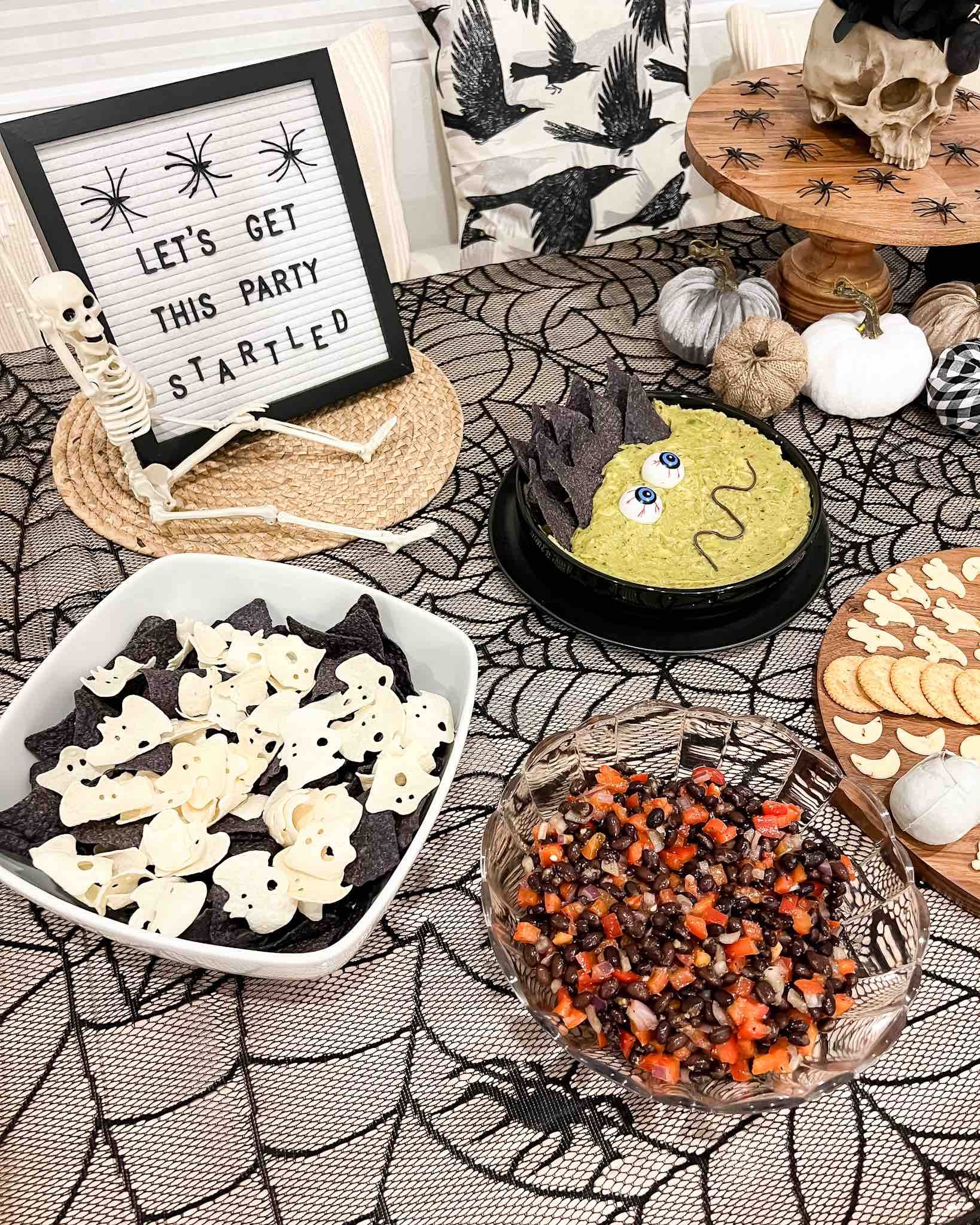 Cute Decor Ideas For A Killer Halloween Party