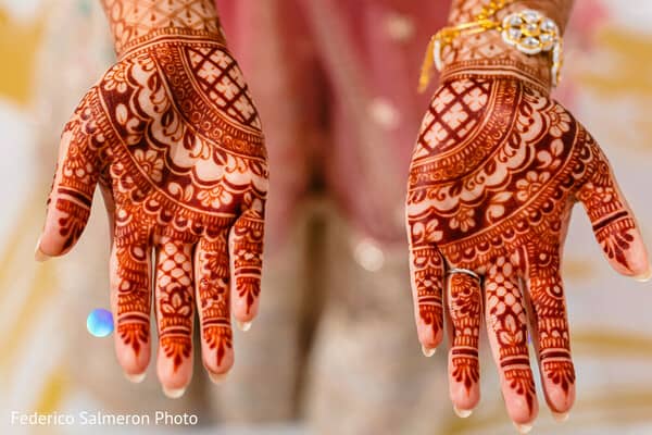 Simple & Easy Mehendi Designs