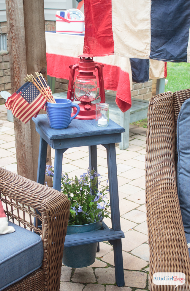 Vintage Americana Decor for July 4th : Atta Girl Says