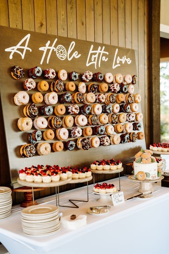 32 AMAZING WEDDING FOOD STATIONS TO RECREATE